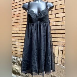 Vintage 50’s 60’s Van Roalte Black Lace DuPont nylon babydoll nightgown 36 MCM